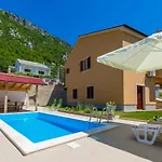 Villa Kapitulac *
